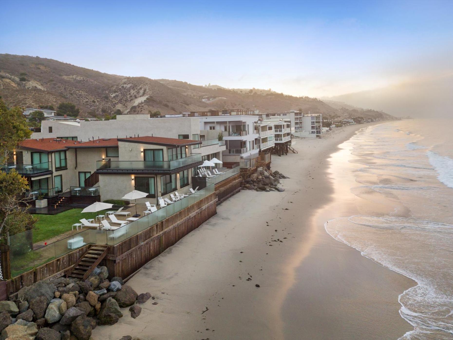Malibu Sand Carbon Beach Suites מראה חיצוני תמונה