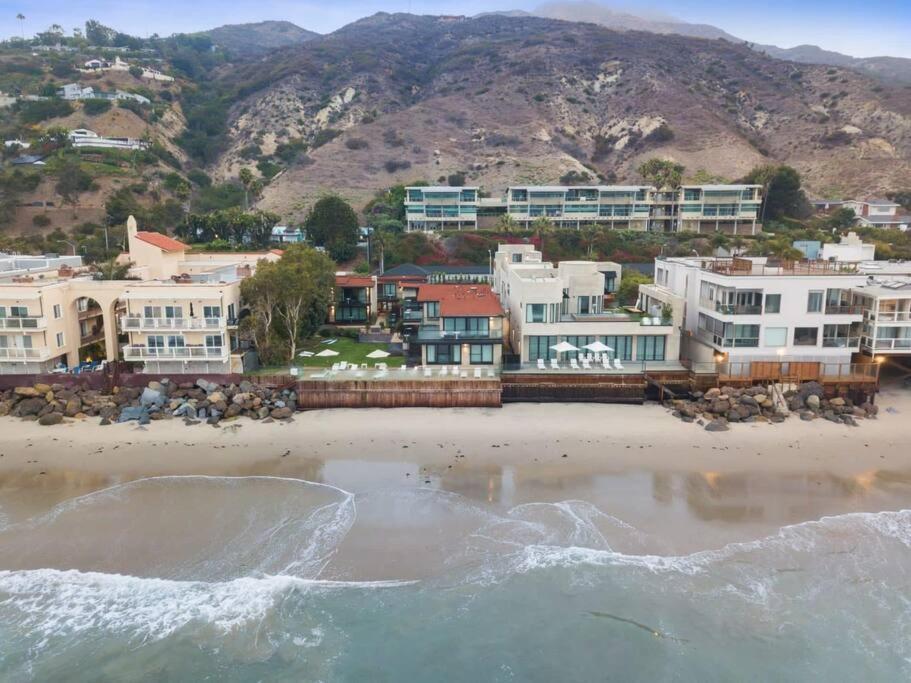 Malibu Sand Carbon Beach Suites מראה חיצוני תמונה
