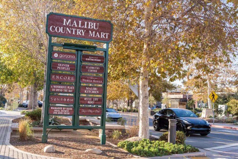 Malibu Sand Carbon Beach Suites מראה חיצוני תמונה