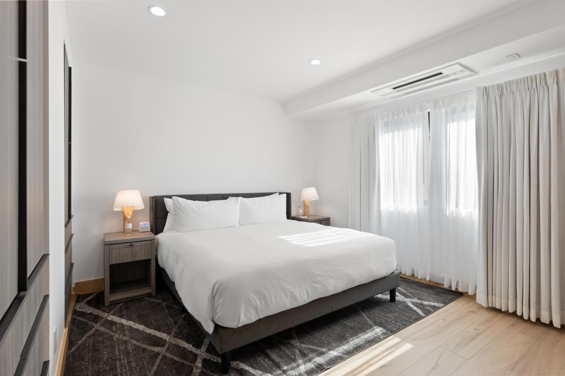 Malibu Sand Carbon Beach Suites מראה חיצוני תמונה