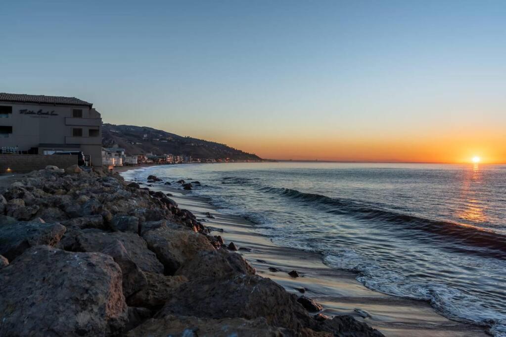 Malibu Sand Carbon Beach Suites מראה חיצוני תמונה